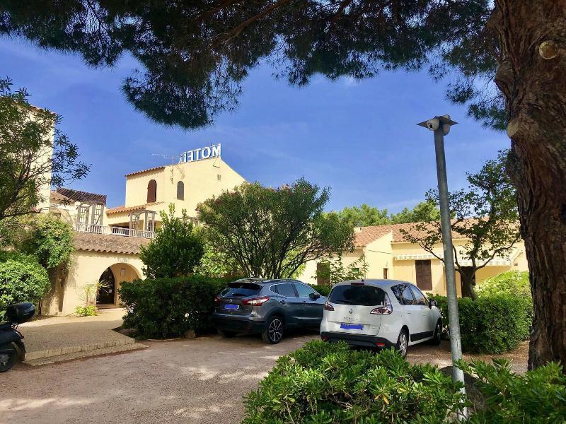 Motel Le Vieux Moulin LʼÎle-Rousse Eksteriør bilde