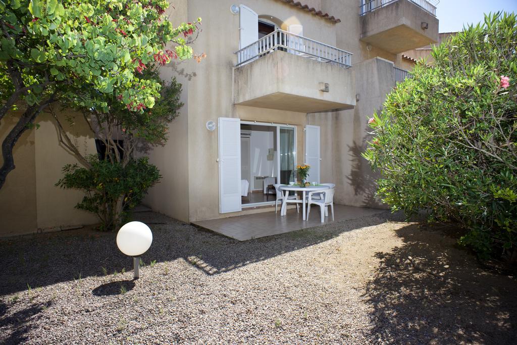 Motel Le Vieux Moulin LʼÎle-Rousse Eksteriør bilde