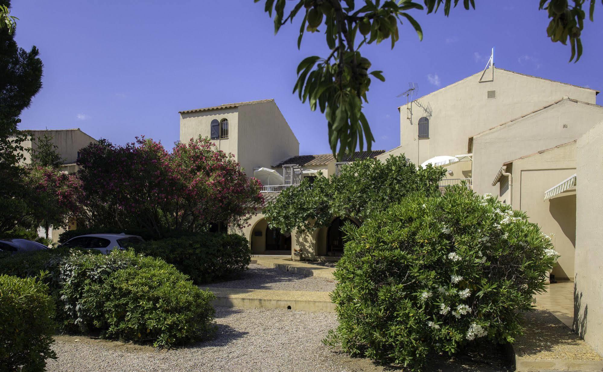 Motel Le Vieux Moulin LʼÎle-Rousse Eksteriør bilde